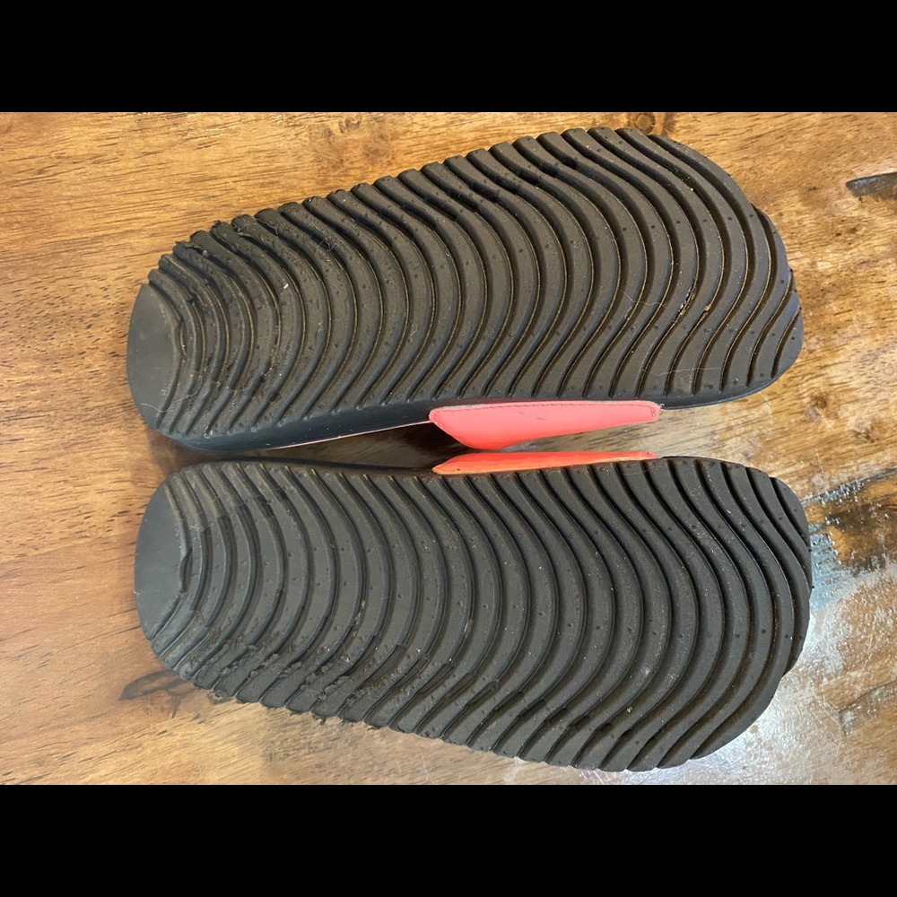 Nike sandals - Picture 3 of 3